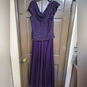 JKara Beaded Cap Sleeve Gown